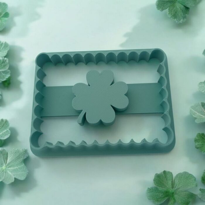 Emporte pièce Biscuit Trèfle à 4 feuilles St Patrick 🍀